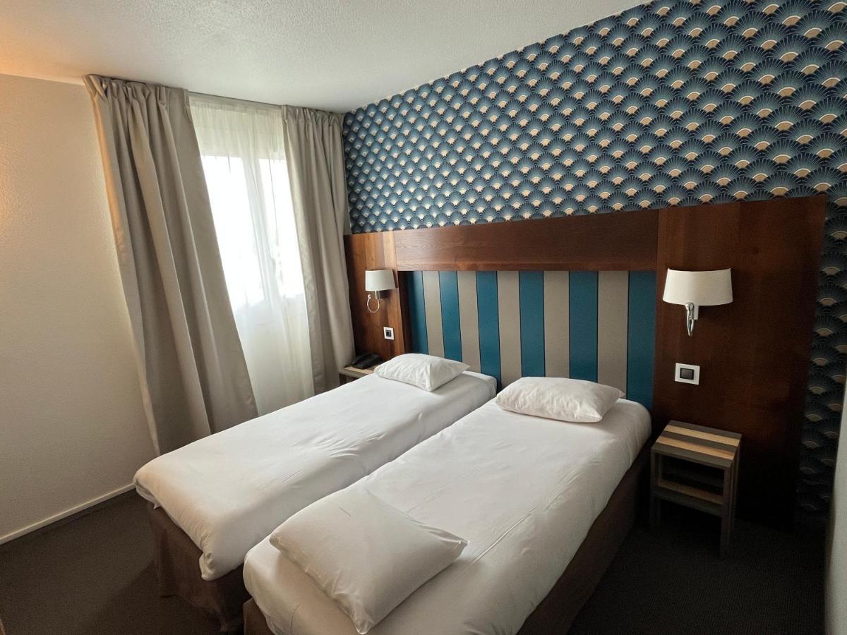 Hotel Le Neron - Logis Fontanil-Cornillon Buitenkant foto